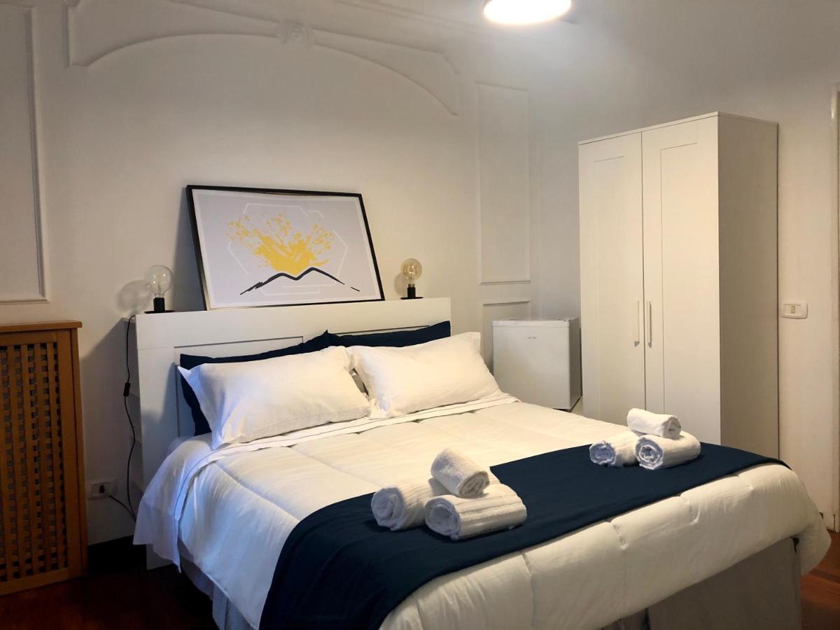 Civico Vesuvio B&B Napoli Dış mekan fotoğraf